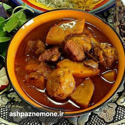 طرز تهیه خورش به آلو مجلسی و خوش‌عطر با فوت‌وفن اختصاصی سر آشپز نمونه