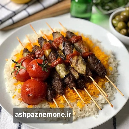 طرز تهیه رول کباب بادمجان مجلسی و خوش‌عطر به روش اختصاصی آشپز نمونه با طعمی اصیل و متفاوت